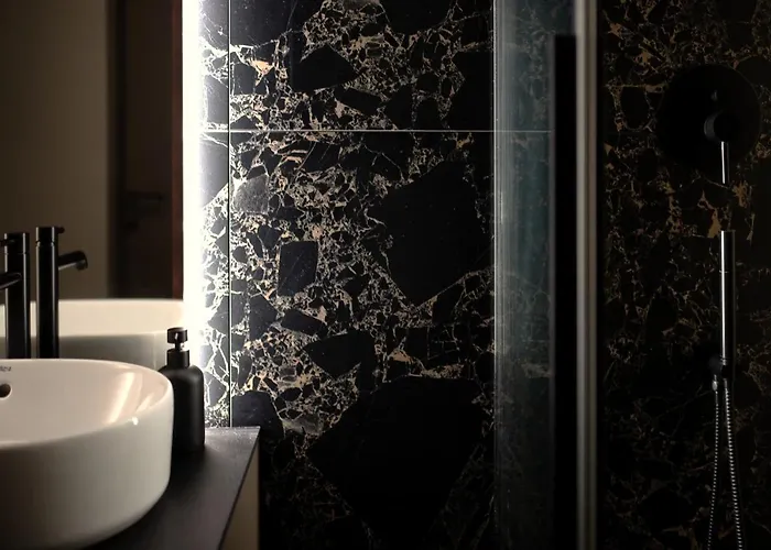 Legionow- A15 W Centrum Kalisza 公寓